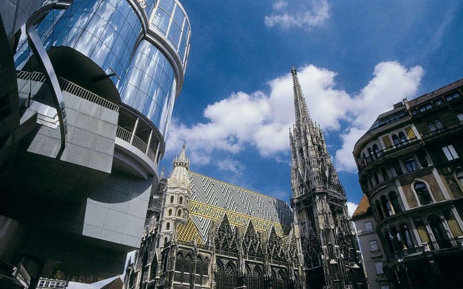 Passau-Linz-Wien-Budapest-Bratislava